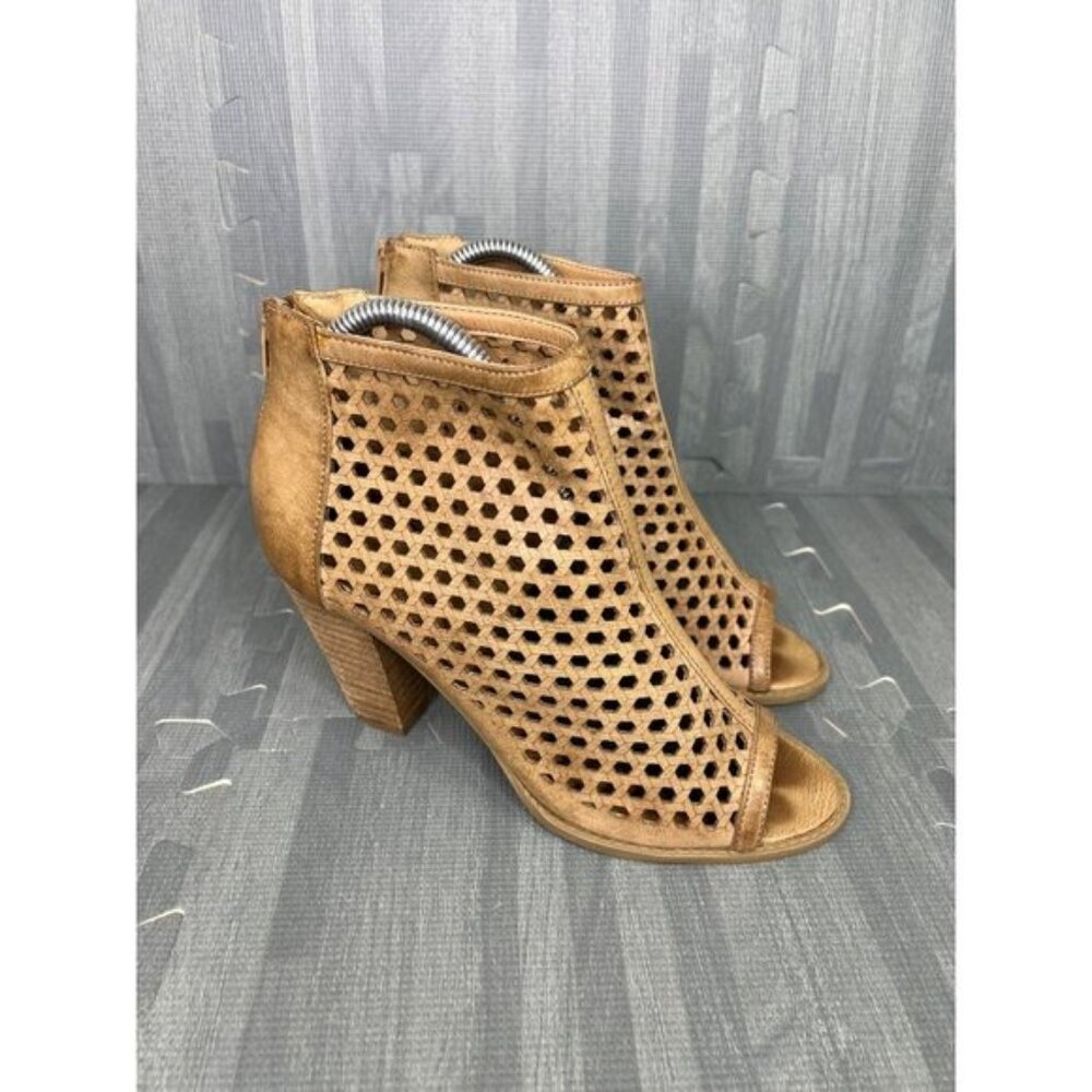 Report Ankle Booties Tan Size 8